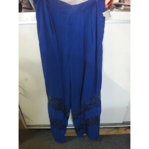 Hit List los Angeles womens M blue flowy pants lace design NWt